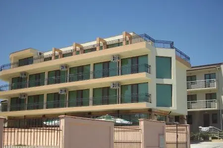 Serenity Szálloda 3*